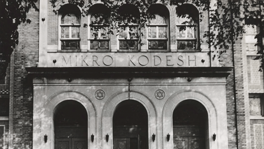 Historic Mikro Kodesh building for sale | American Jewish World